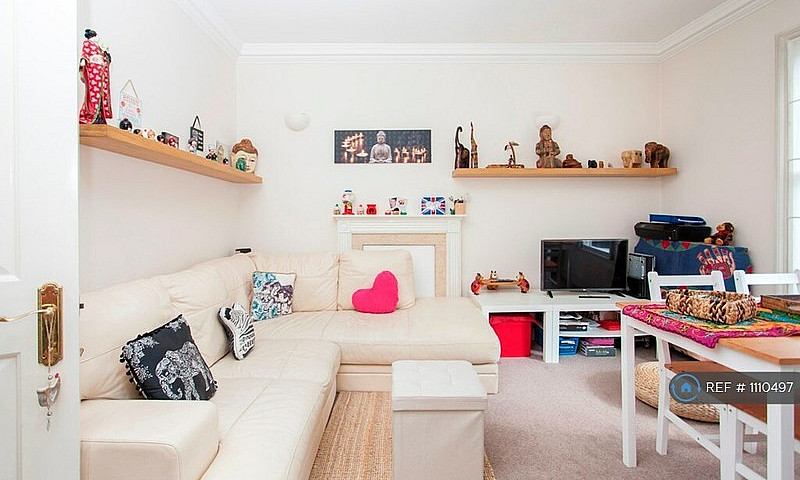 2 Bedroom Flat In Be...