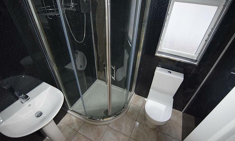 1 Bedroom In Bolton ...