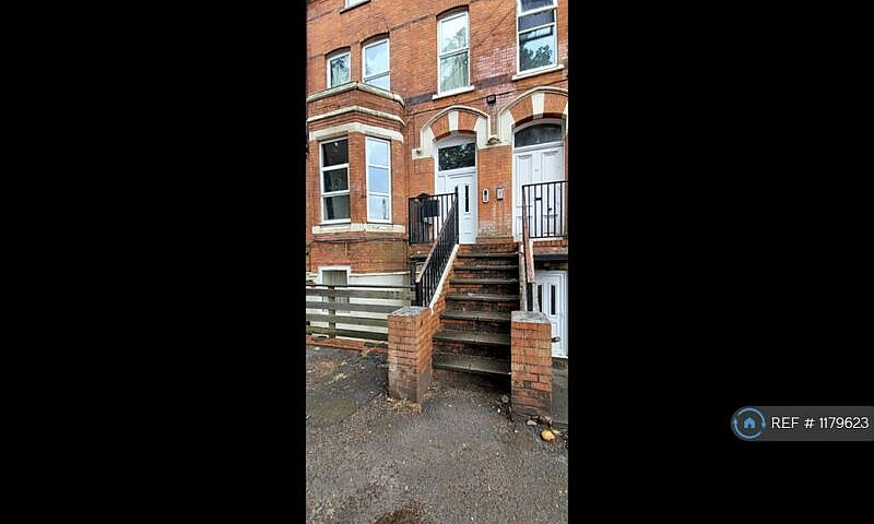 1 Bedroom Flat In Cl...