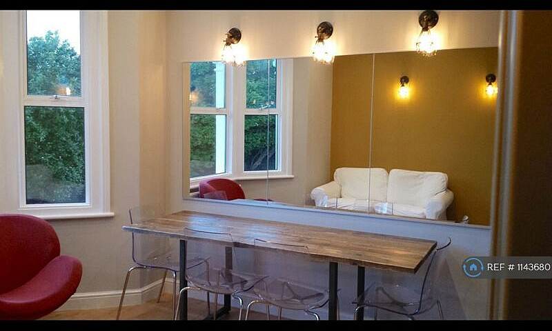 4 Bedroom Flat In Sh...