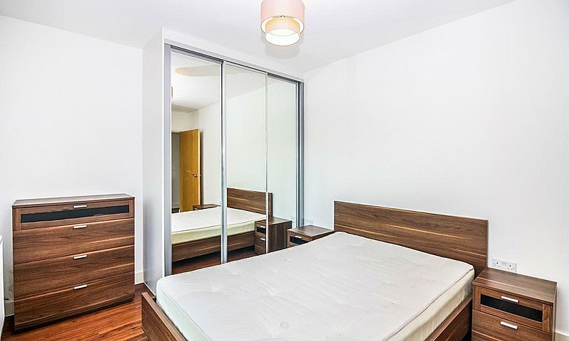 1 Bedroom Flat In Pa...