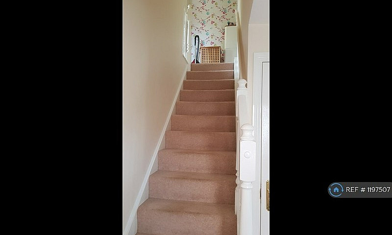 3 Bedroom House In F...
