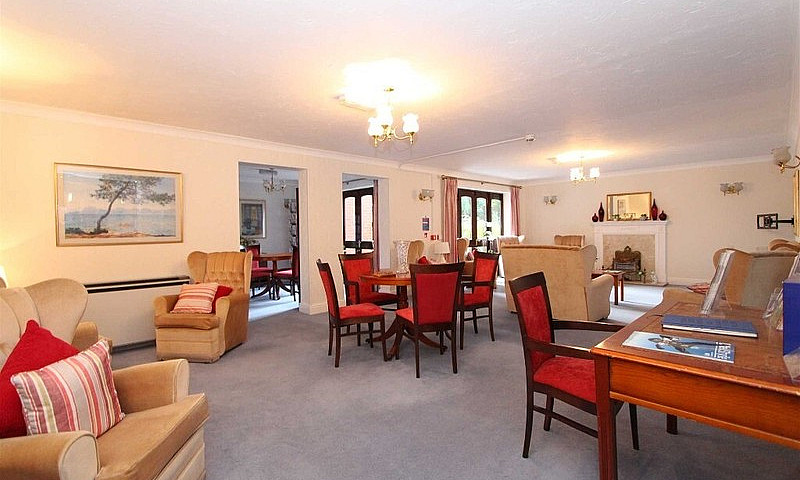 2 Bed Retirement Fla...