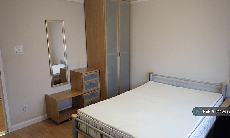 1 Bedroom Flat In No...