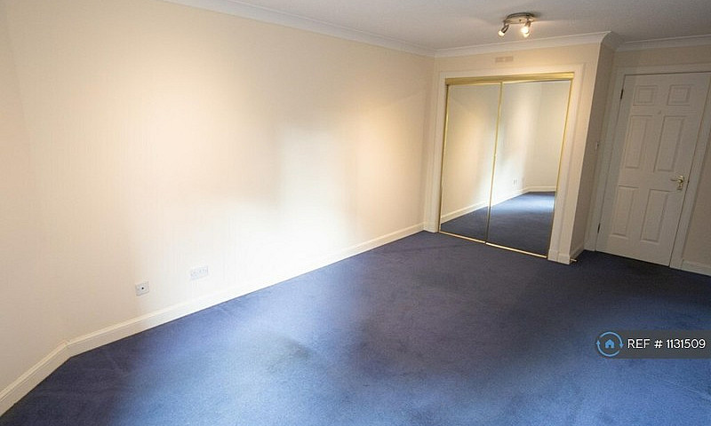 3 Bedroom Flat In El...