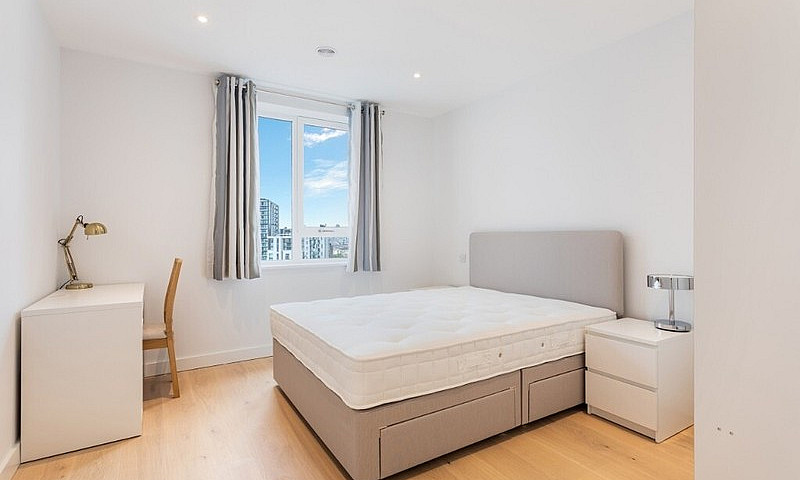 3Bed 3Bath,17Th Floo...