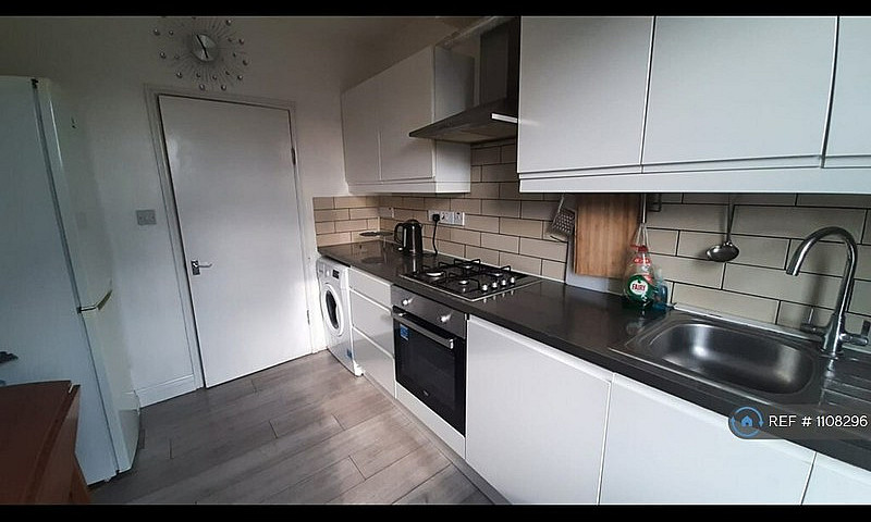 1 Bedroom In Glouces...