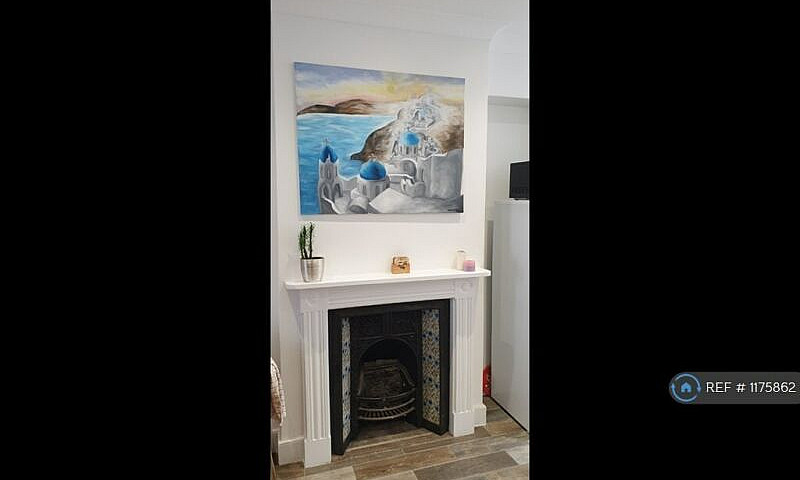 4 Bedroom House In L...