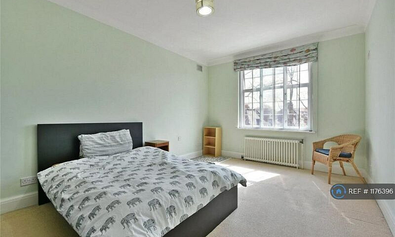 2 Bedroom Flat In Ve...