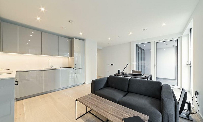 1 Bedroom Flat In We...