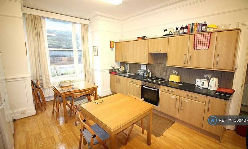 1 Bedroom In Lee Hig...