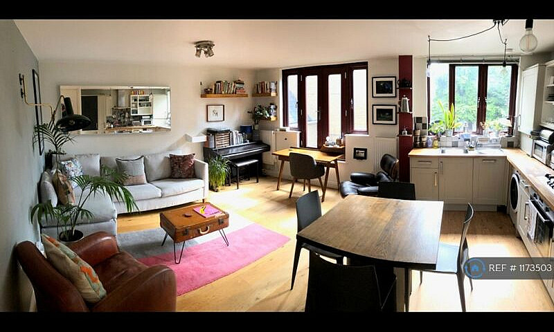 1 Bedroom Flat In Ha...