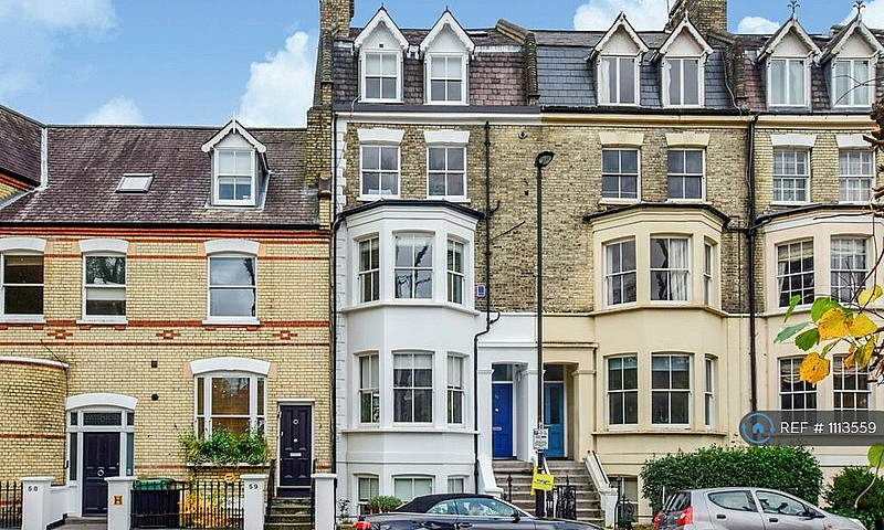 1 Bedroom Flat In Hi...