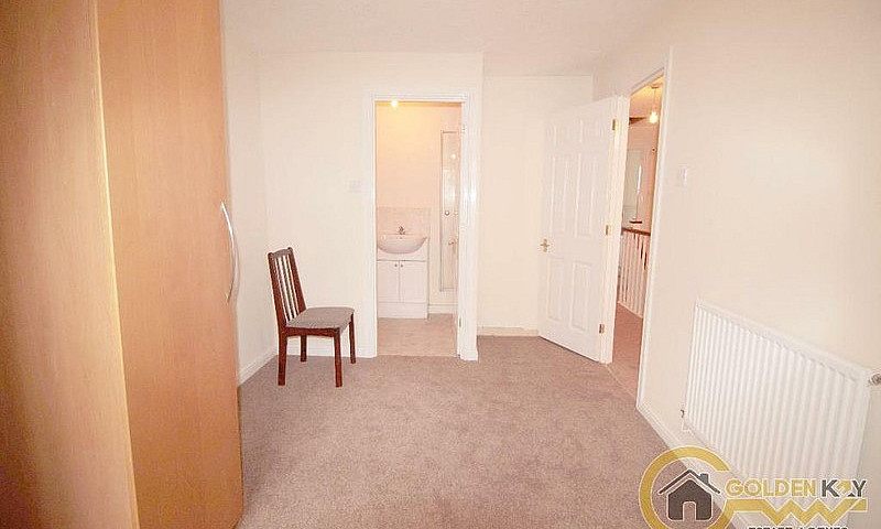 3 Bedroom House In R...