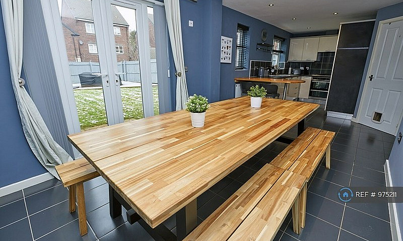 1 Bedroom In Girton ...