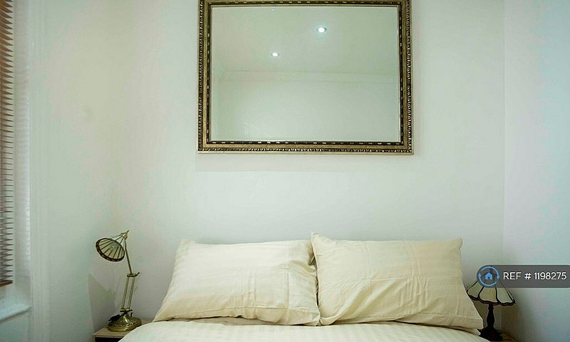 1 Bedroom In Farm Ro...