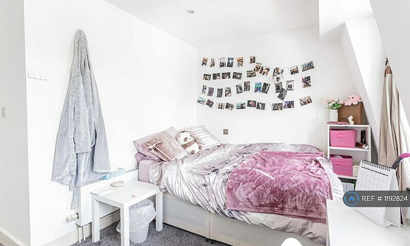3 Bedroom House In M...