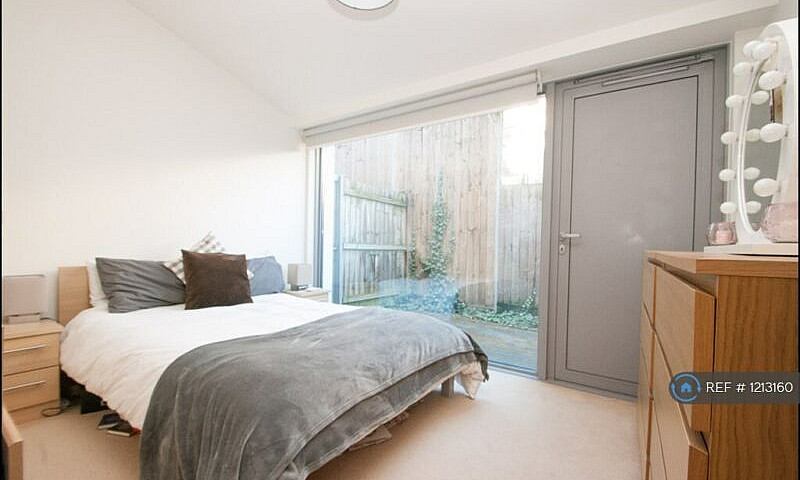 1 Bedroom Flat In Hi...