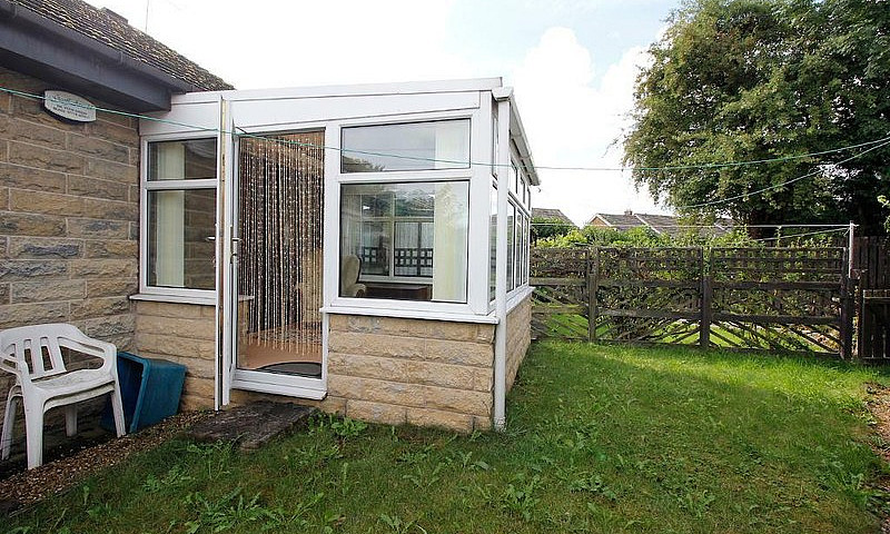 2 Bedroom House In L...