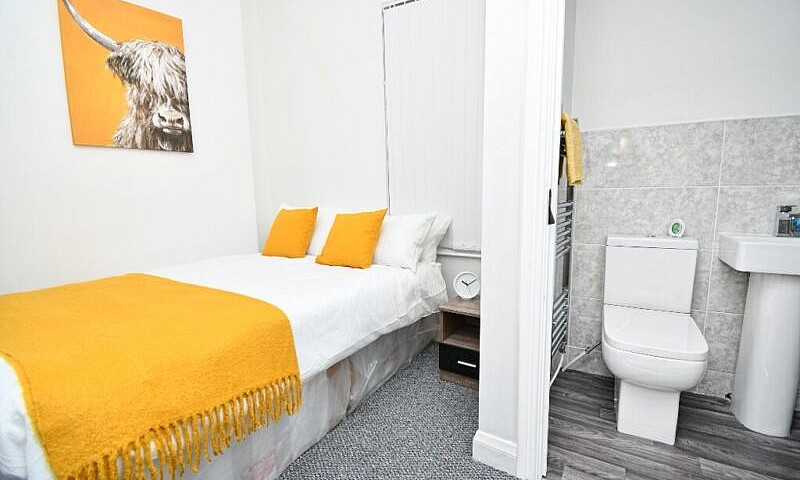 6 Bed 6 Bath Hmo Pre...