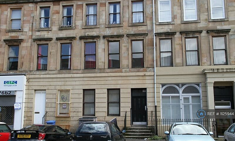 4 Bedroom Flat In Ad...