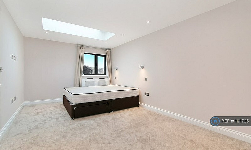 1 Bedroom Flat In Go...