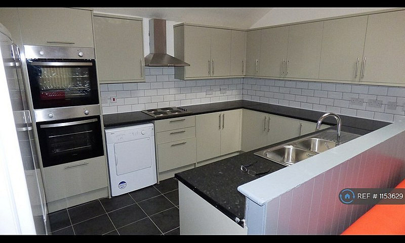 1 Bedroom In Colquit...