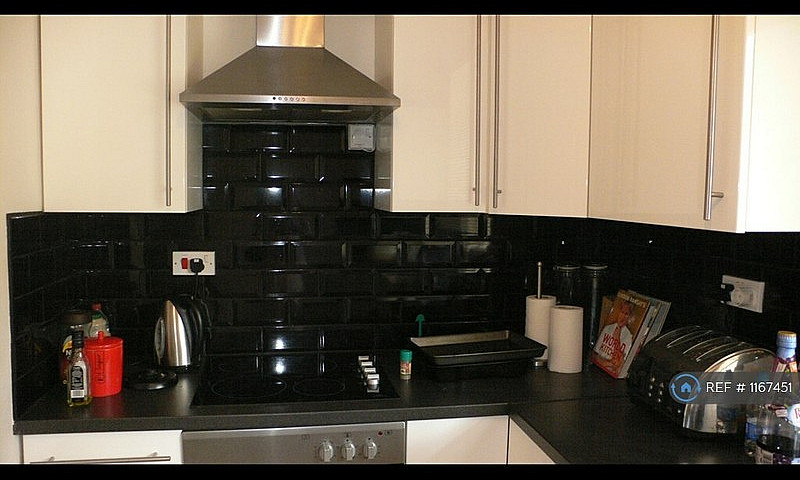 1 Bedroom In Acorn W...