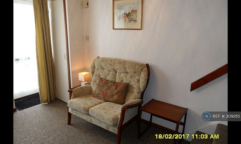 1 Bedroom Flat In Br...