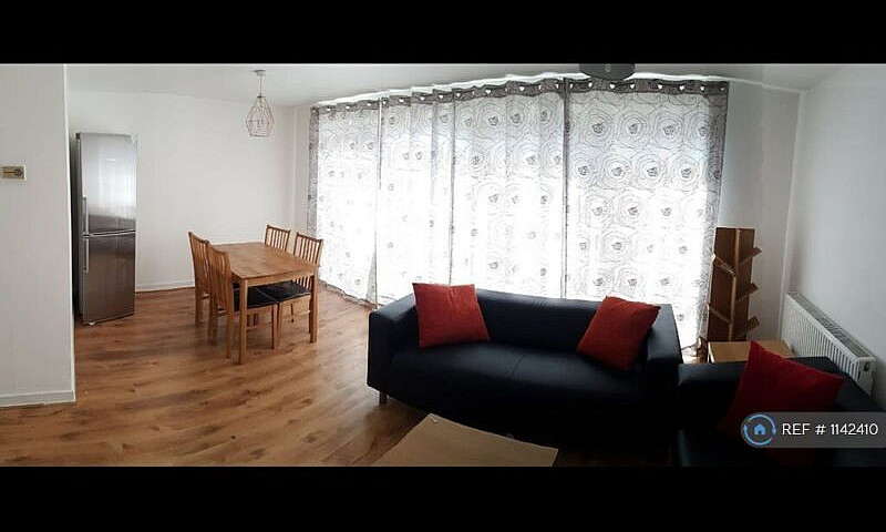 4 Bedroom House In Y...