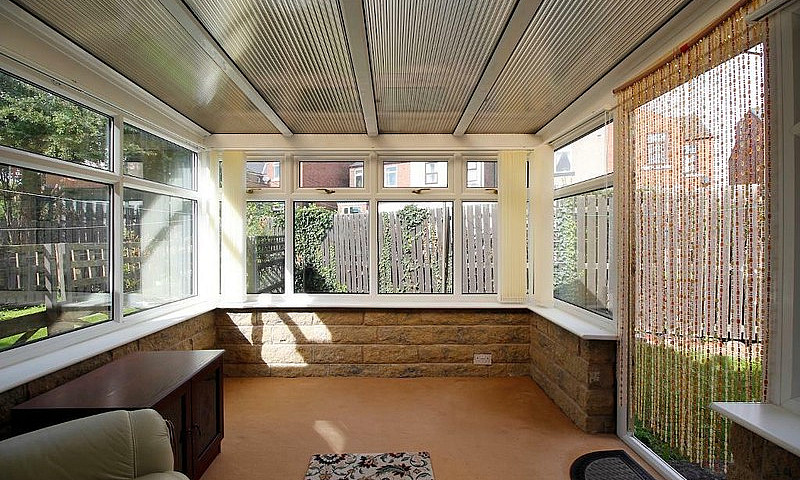 2 Bedroom House In L...