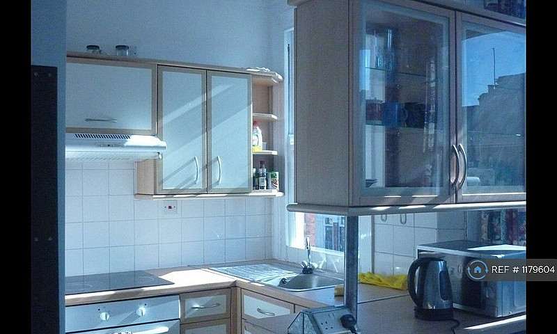1 Bedroom In Crossfi...