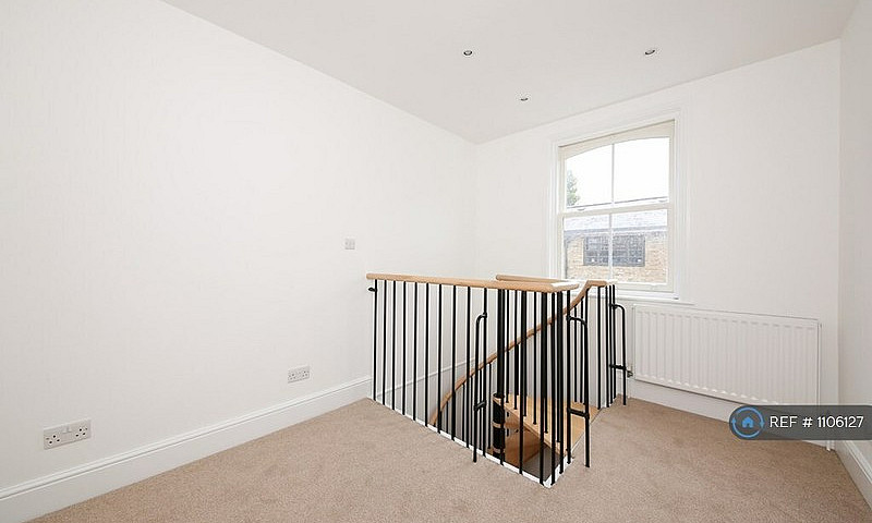 3 Bedroom Flat In Ca...