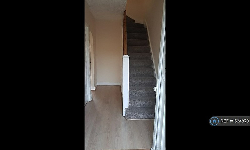3 Bedroom House In F...
