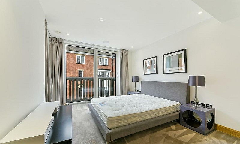 1 Bedroom Flat In Th...