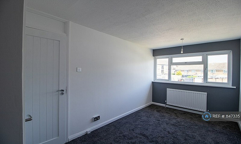 3 Bedroom House In W...