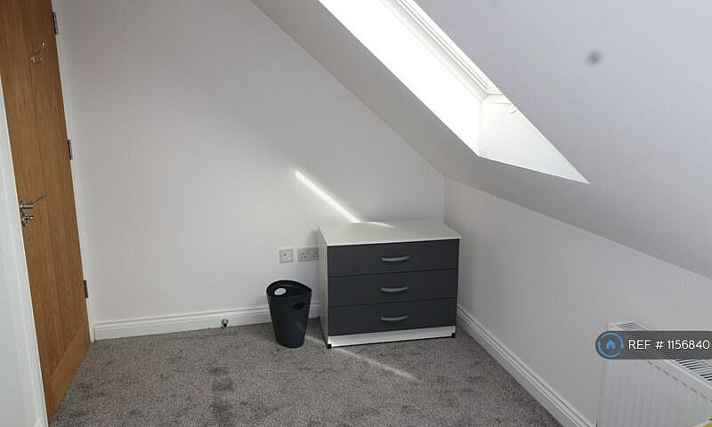 1 Bedroom In Graceme...