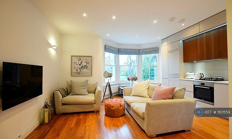 1 Bedroom Flat In Hi...