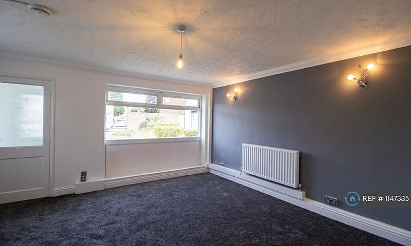 3 Bedroom House In W...