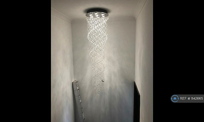 3 Bedroom House In V...