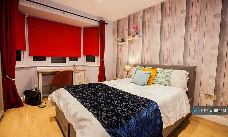 1 Bedroom In The Pat...
