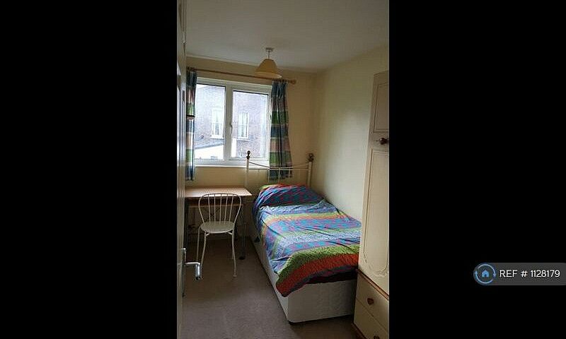 3 Bedroom House In C...