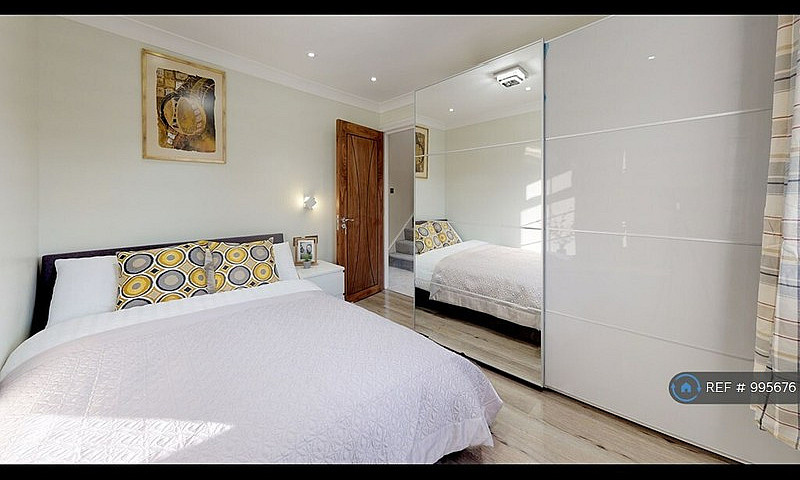 1 Bedroom In Hartlan...