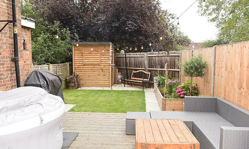 3 Bedroom House In S...