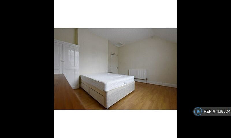 1 Bedroom In Leslie ...