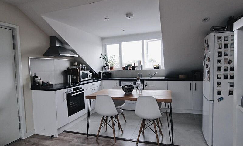 Modern 1 Bed Flat Fo...