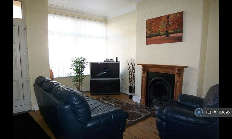 1 Bedroom In Cross F...