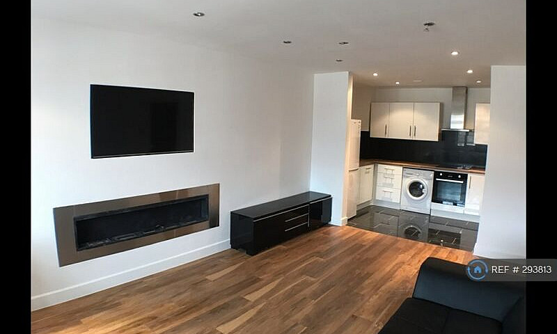 1 Bedroom Flat In Na...