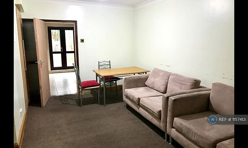 1 Bedroom In Heigham...
