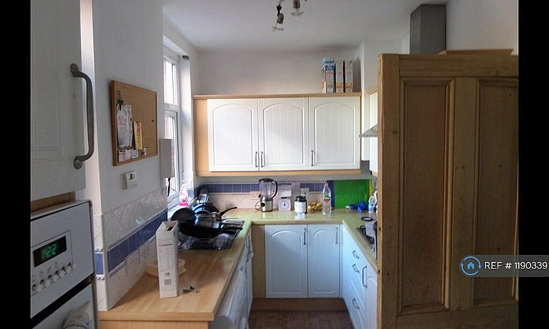 1 Bedroom In Powis R...